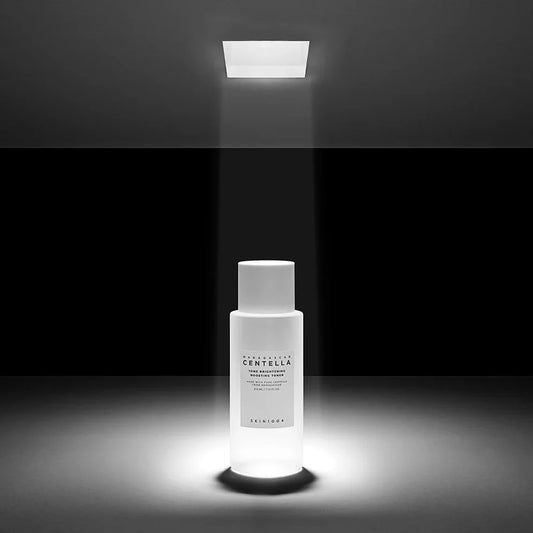 تونر مدغشقر سنتيلا لتفتيح وتوحيد لون البشرة من سكين1004 - 210مل