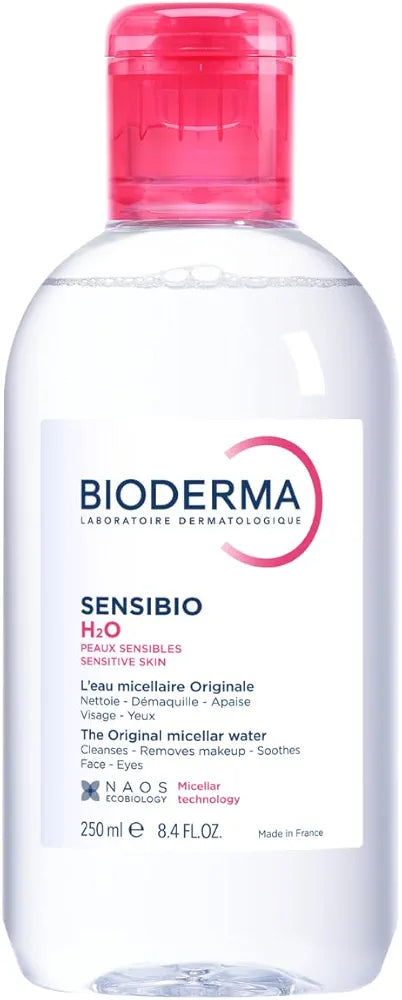 ماء ميسيلار سينسيبيو إتش تو أو (Sensibio H2O) من بيوديرما، وهو منظف ومزيل للمكياج مصمم خصيصاً للبشرة الحساسة. 