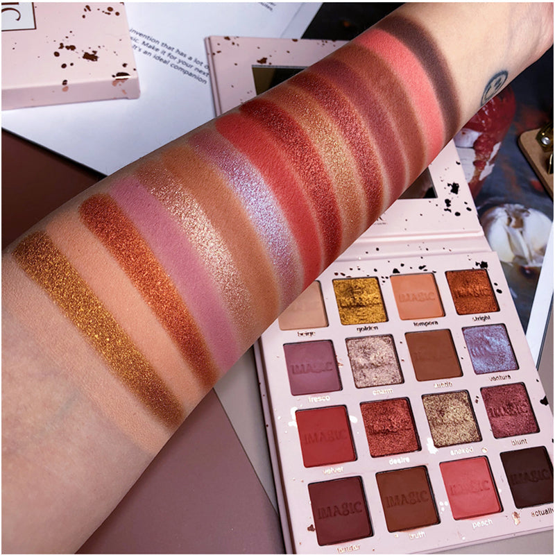 16-Color IMAGIC Eyeshadow Palette