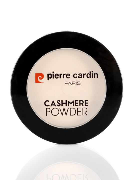 بودرة كشمير المضغوطة من بيير كاردان (Pierre Cardin Cashmere Powder).